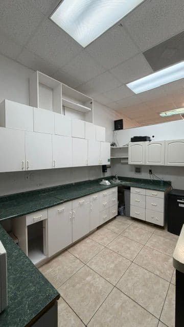 Dental Office — medical space — thumbnail 3