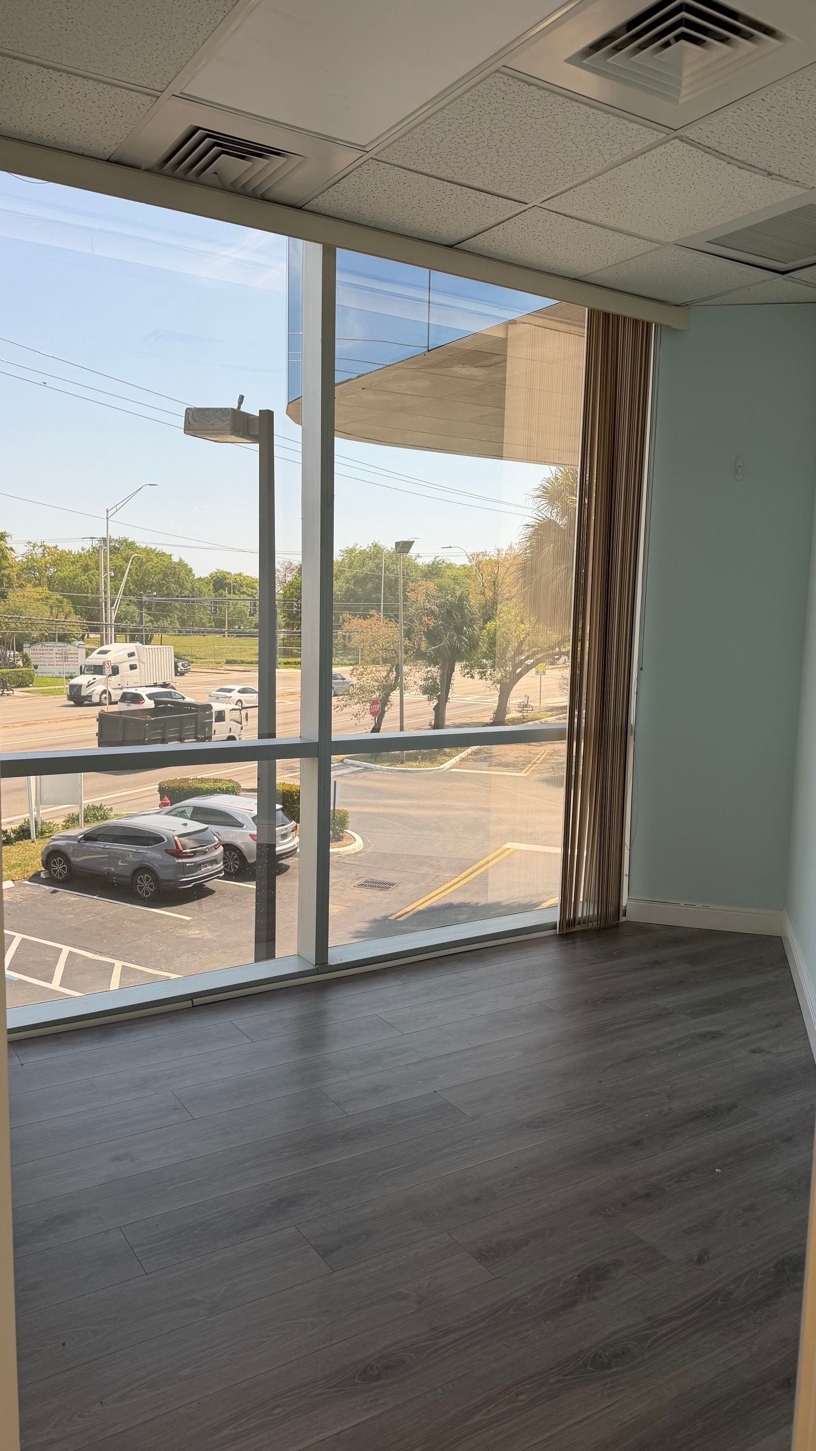Unit 200, office space, photo 8