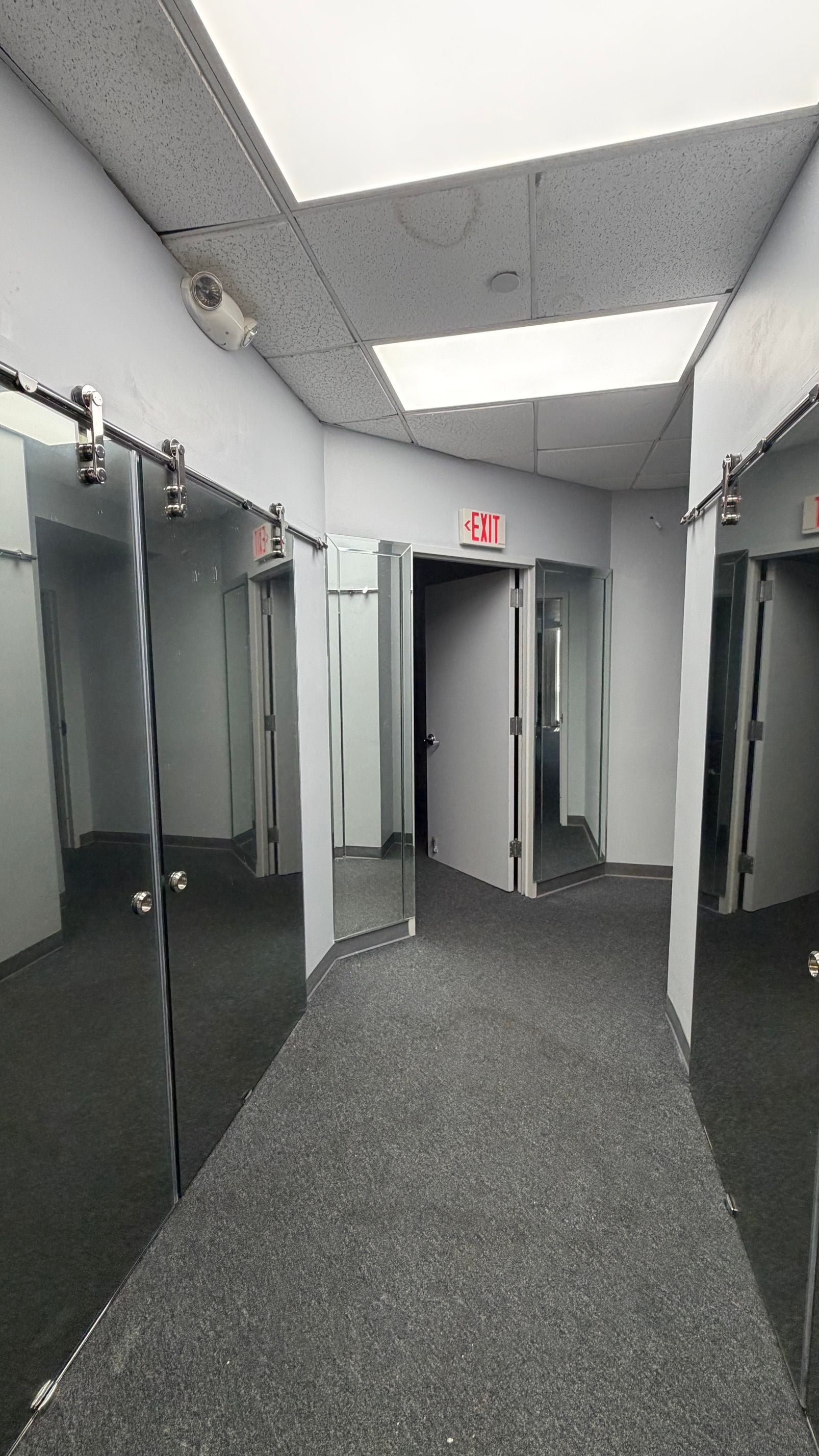 Unit 203, office space, photo 10