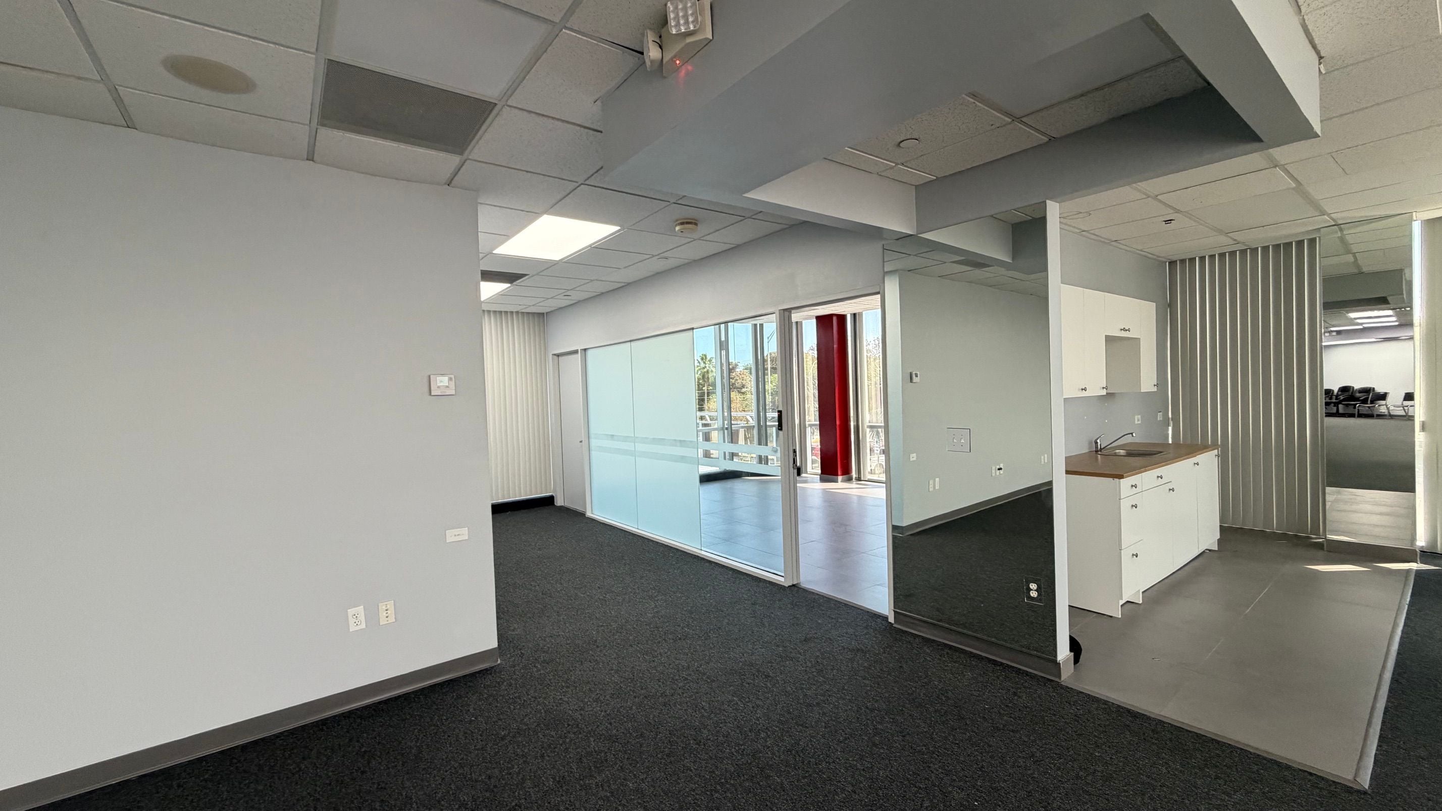 Unit 203, office space, photo 1